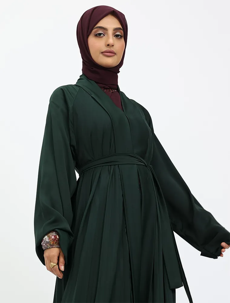 Green Pleated Silhouette Abaya
